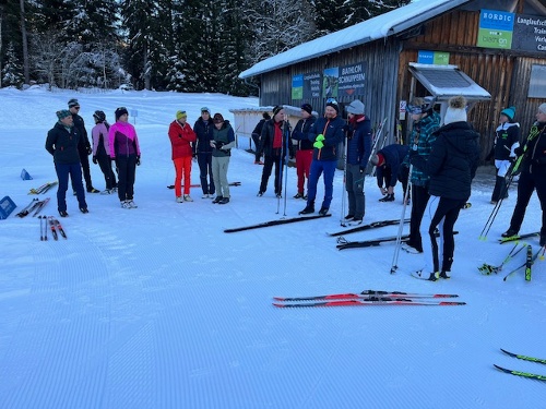 https://www.sport-holl.de/content/igal/img_7436-4BEZOJ-L-2841.jpg