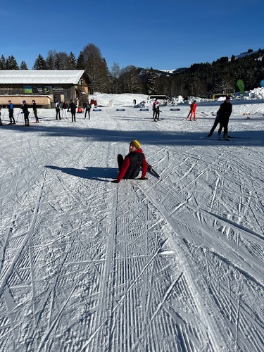 https://www.sport-holl.de/content/igal/img_7524-KCF456-L-2866.jpg