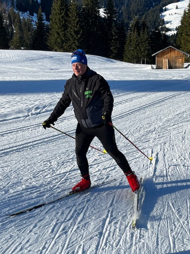 https://www.sport-holl.de/content/igal/img_7629-QOVJZ3-L-2875.jpg
